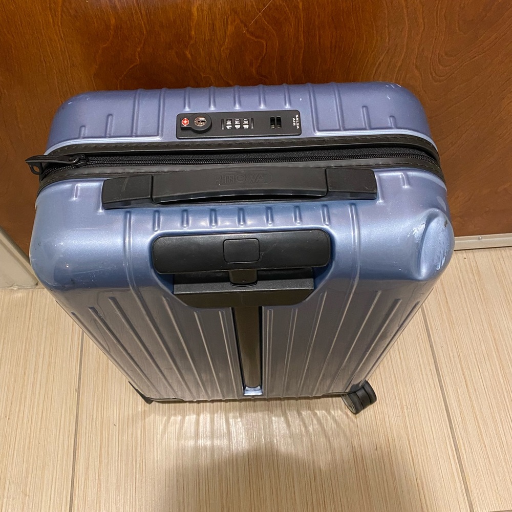 RIMOWA Carry On Luggage - Picture 12 of 14